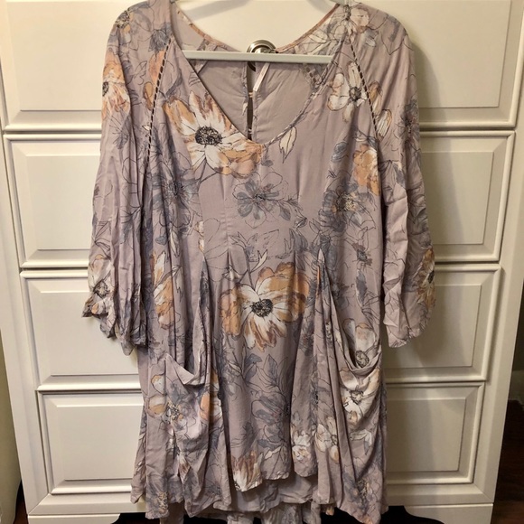 ✨ Free People Eyes On You Trapeze Mini Dress ✨ - Picture 2 of 5